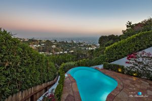 9240 Robin Dr, Los Angeles, CA, USA