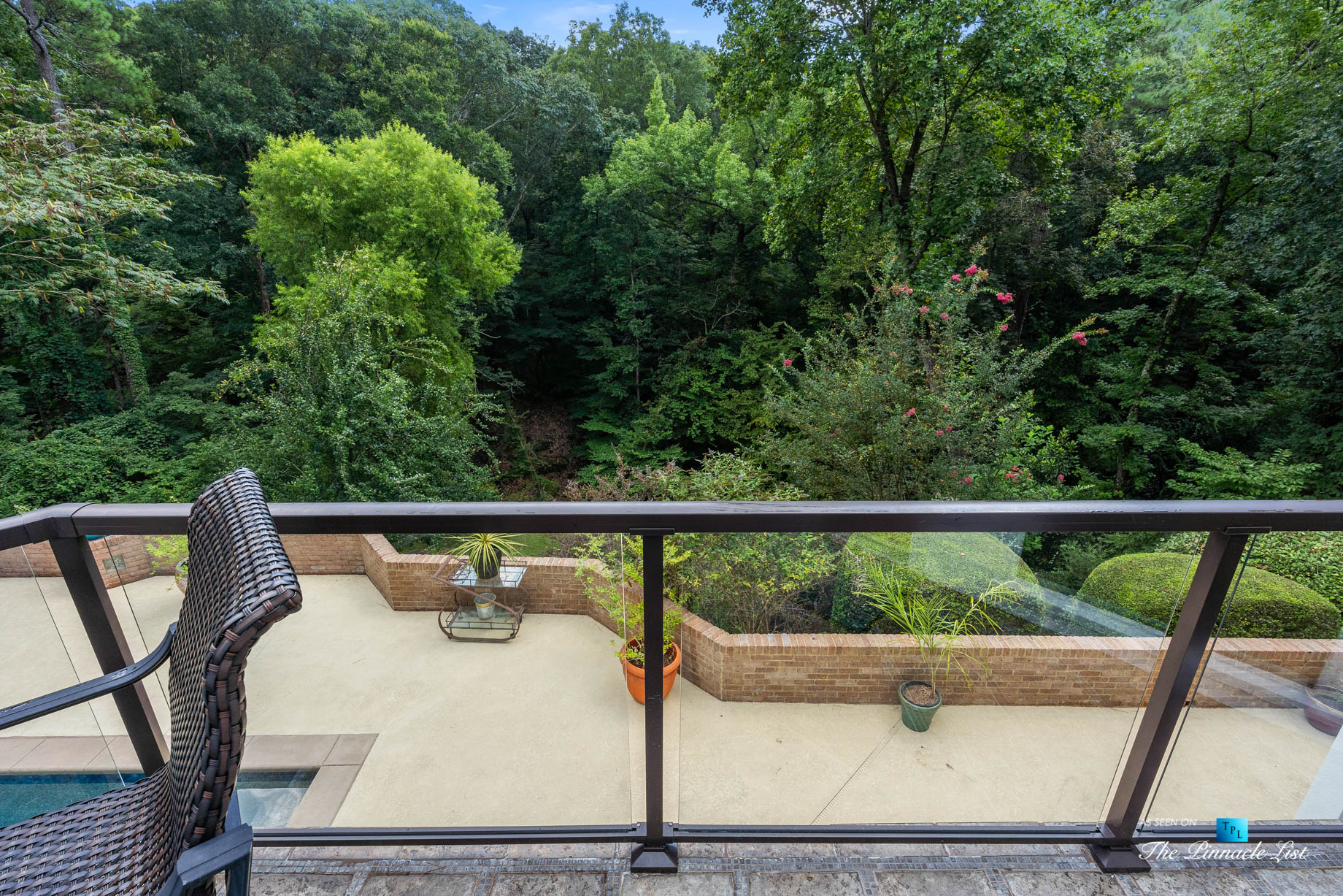 3906 Paces Ferry Rd NW, Atlanta, GA, USA – Balcony Overlooking Backyard Pool Deck – Luxury Real Estate – Buckhead Home