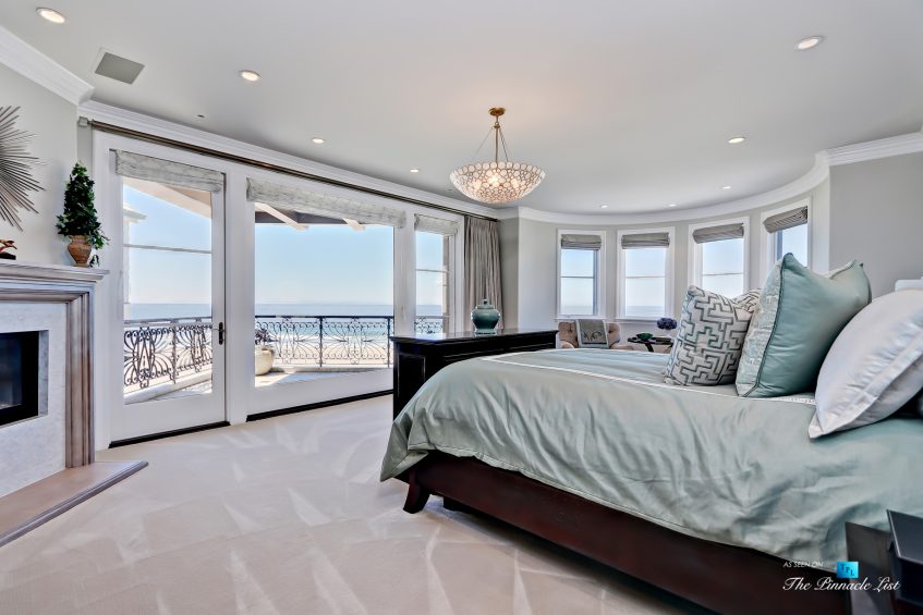 Luxury Real Estate - 1920 The Strand, Manhattan Beach, CA, USA - Master Bedroom