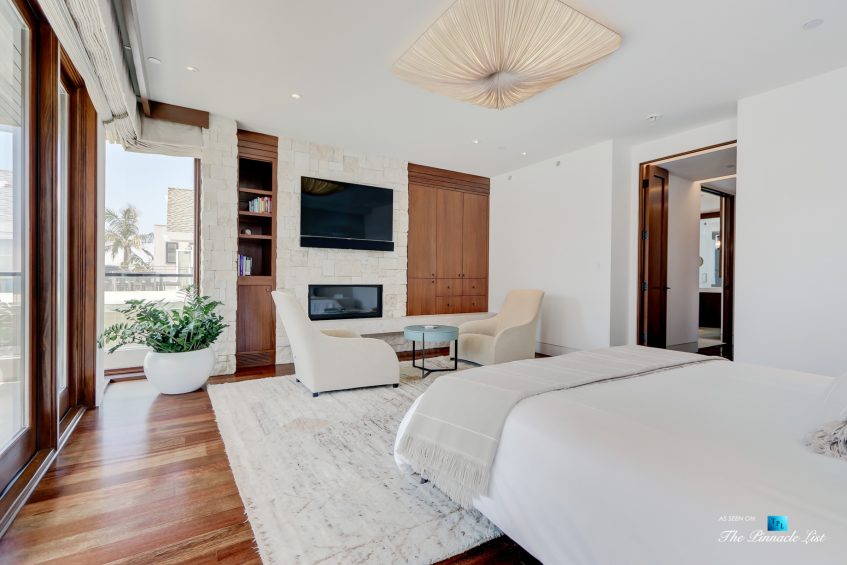 205 20th Street, Manhattan Beach, CA, USA - Master Bedroom - Luxury Real Estate - Ocean View Home