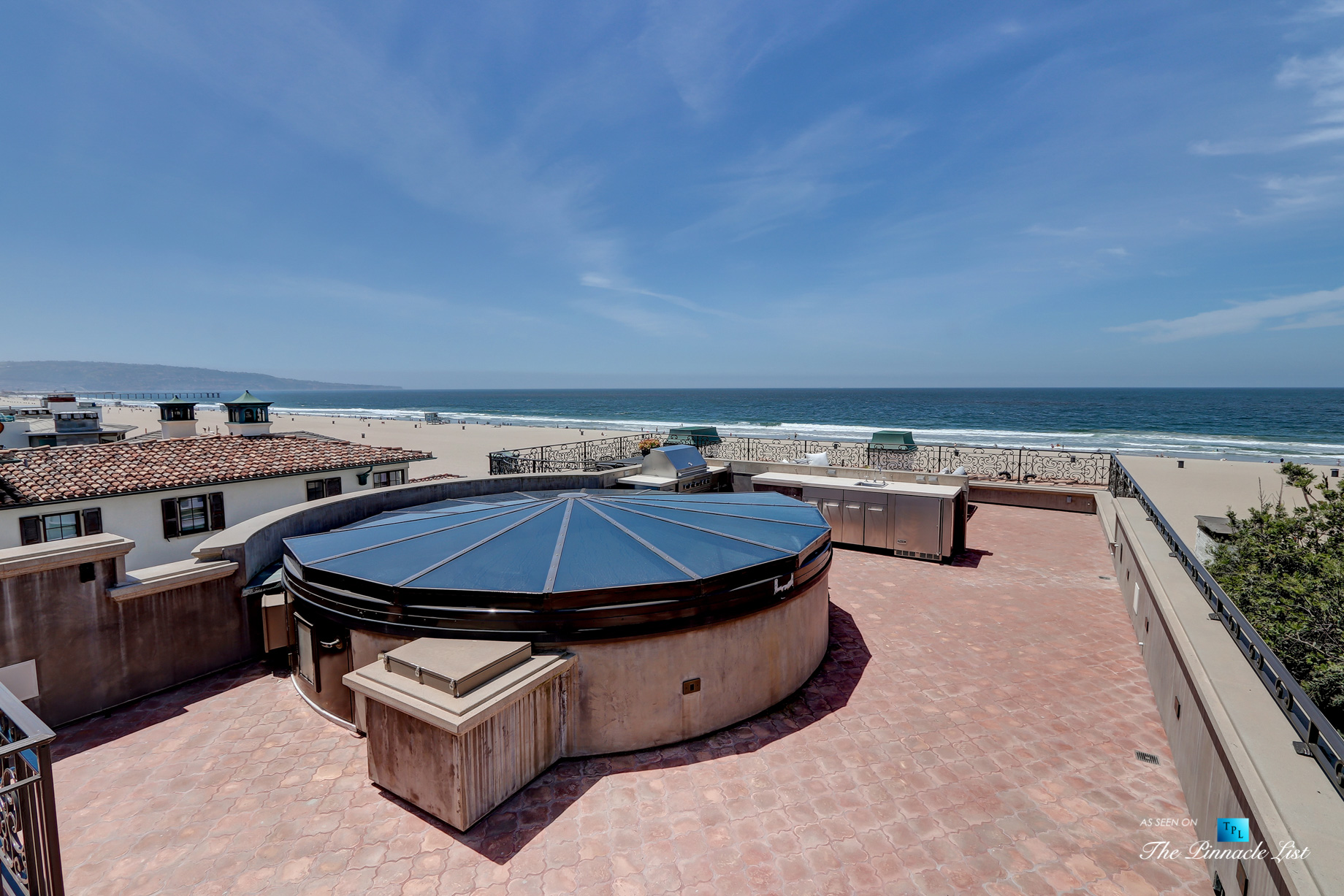 2806 The Strand, Hermosa Beach, CA, USA - Rooftop Sundeck with Kitchen - Luxury Real Estate - Oceanfront Home