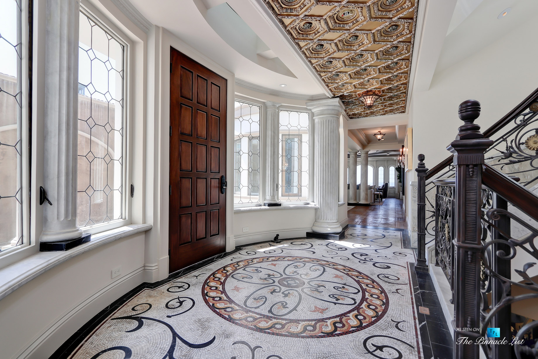 2806 The Strand, Hermosa Beach, CA, USA – Ornate Mid Floor Foyer – Luxury Real Estate – Oceanfront Home