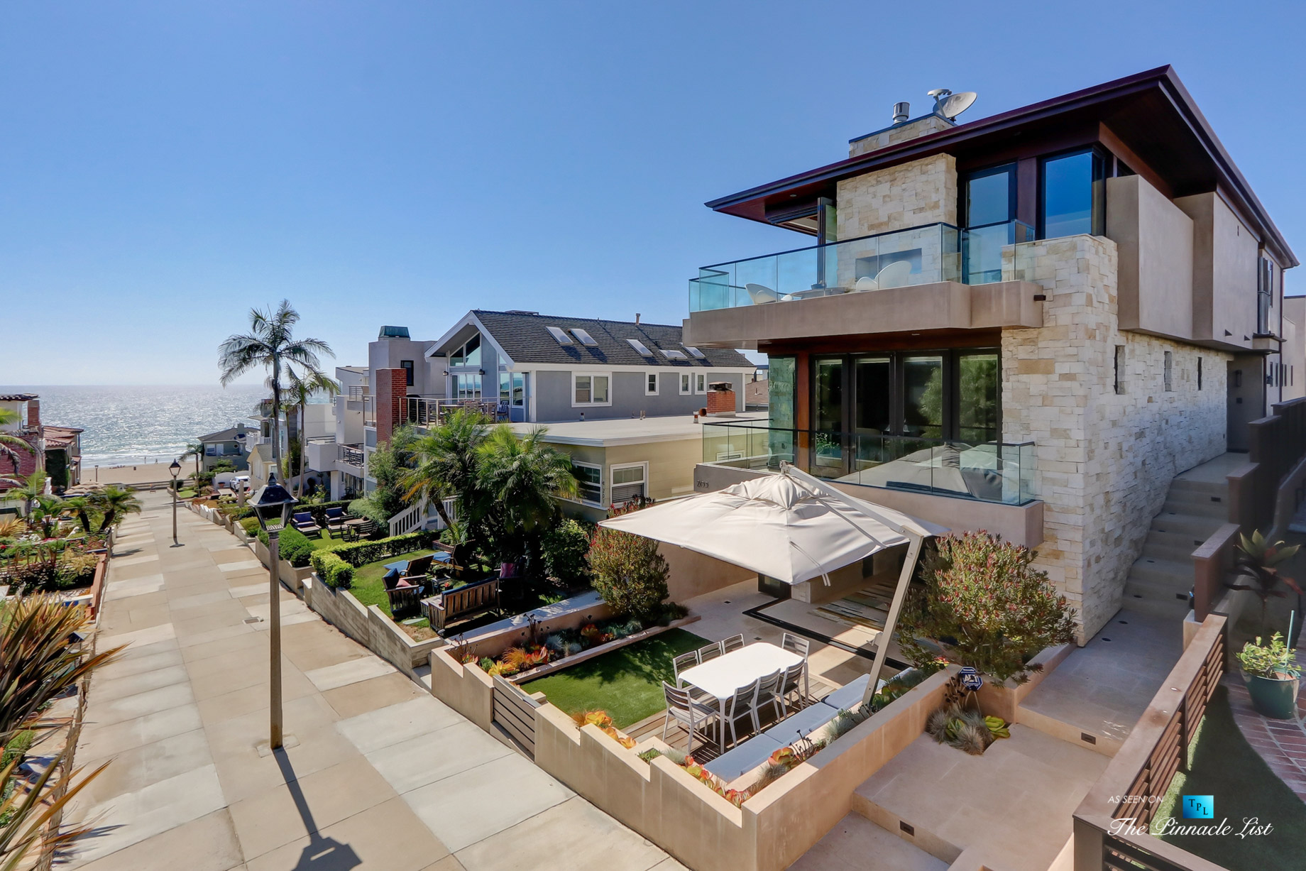 205 20th Street, Manhattan Beach, CA, USA – Front Street Exterior – Luxury Real Estate – Ocean View Home