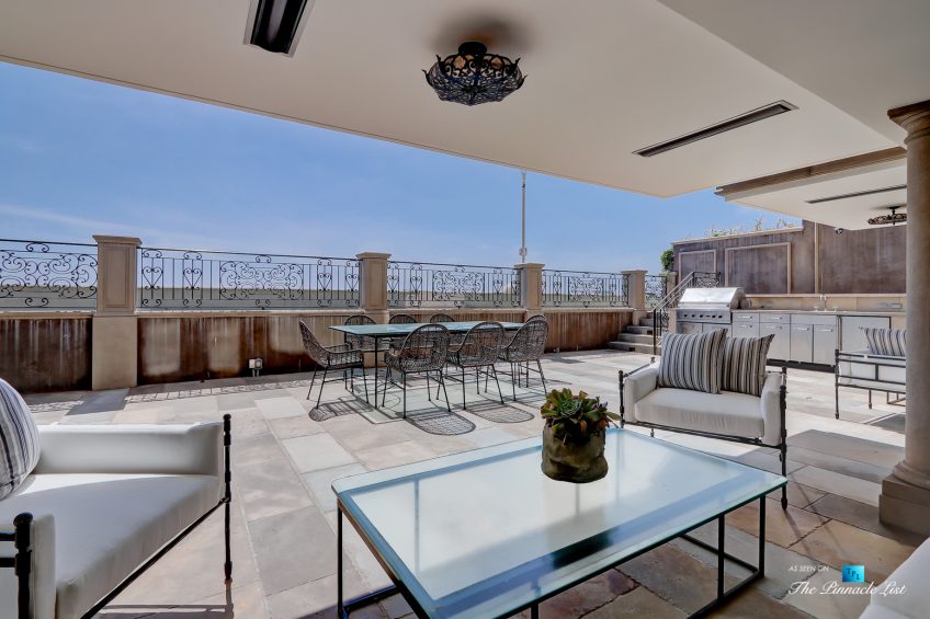 2806 The Strand, Hermosa Beach, CA, USA - Beachfront Patio Lounge - Luxury Real Estate - Oceanfront Home