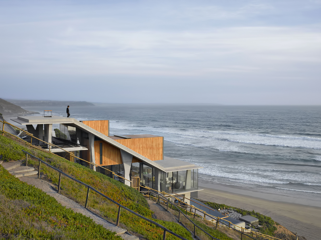 Ghat Luxury Beach House – Zapallar, Chile