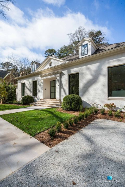 447 Valley Rd NW, Atlanta, GA, USA - Front Entrance Exterior - Luxury Real Estate - Tuxedo Park Home