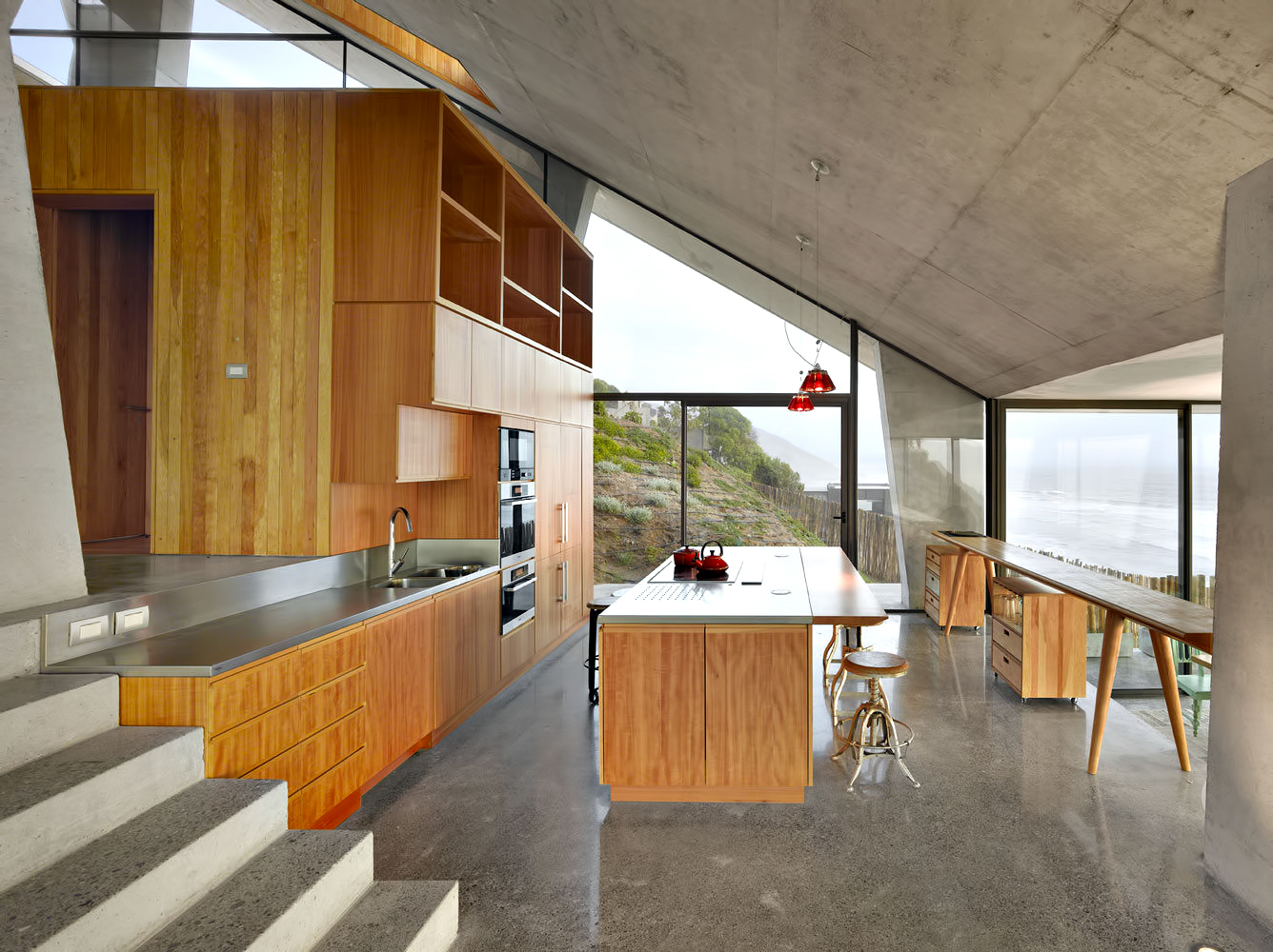 Ghat Luxury Beach House – Zapallar, Chile