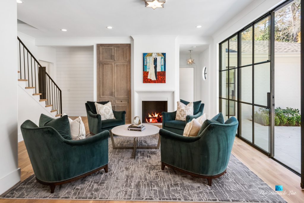 447 Valley Rd NW, Atlanta, GA, USA - Sitting Area and Glass Door - Luxury Real Estate - Tuxedo Park Home