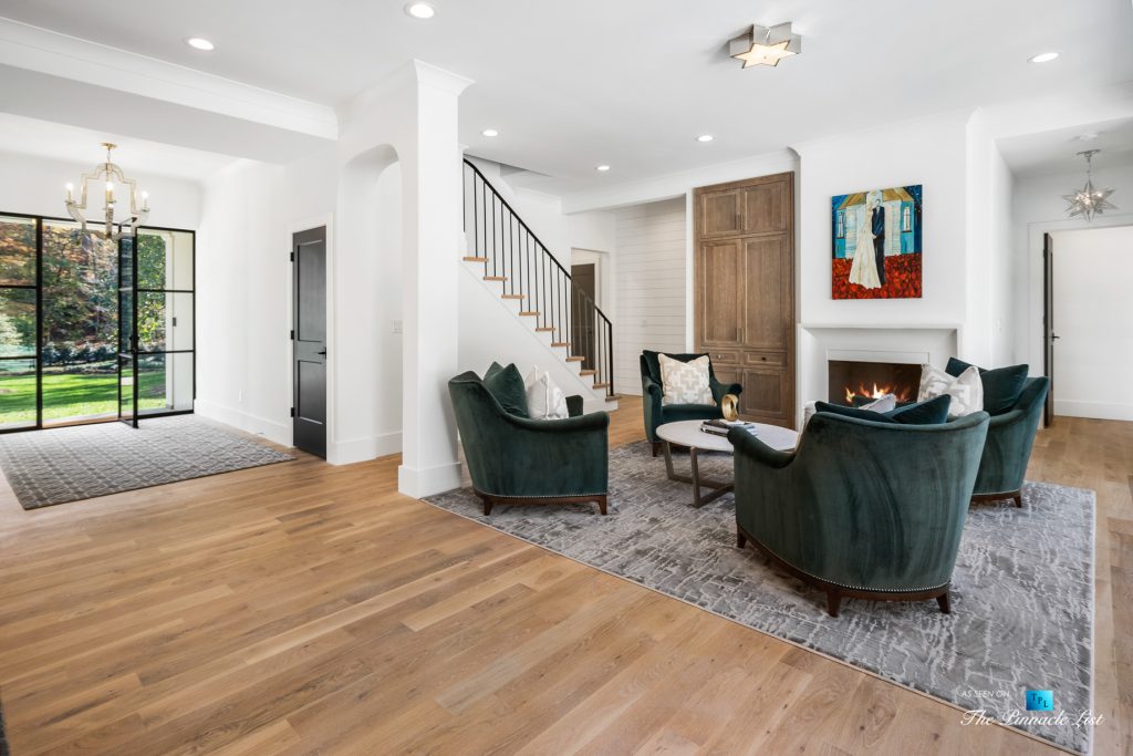 447 Valley Rd NW, Atlanta, GA, USA - Foyer Sitting Area and Glass Door - Luxury Real Estate - Tuxedo Park Home