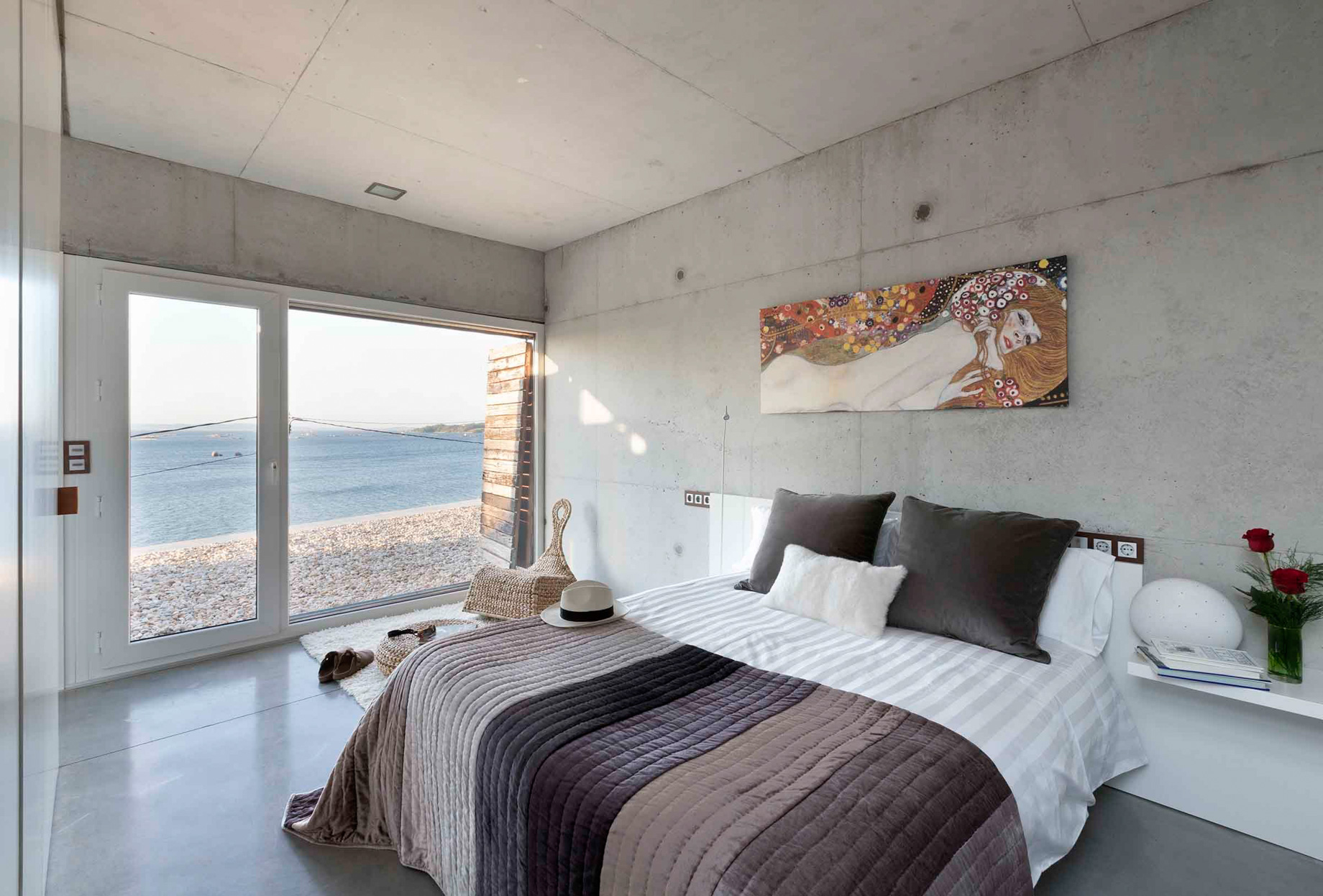 Dezanove Luxury House Residence - Galicia, Spain