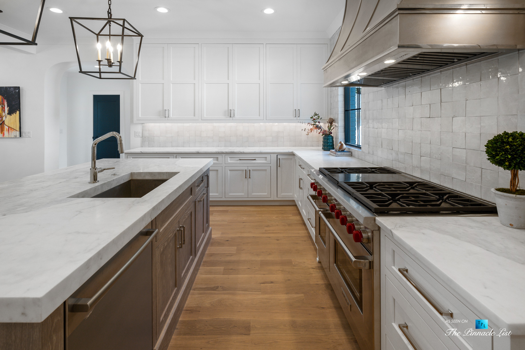 447 Valley Rd NW, Atlanta, GA, USA – Kitchen Gas Range – Luxury Real Estate – Tuxedo Park Home