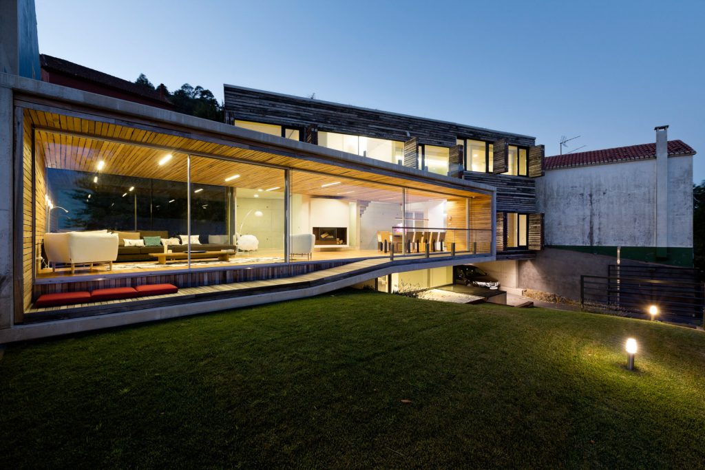 Dezanove Luxury House Residence - Galicia, Spain