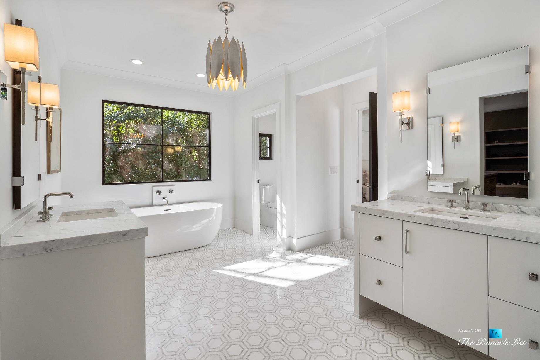 447 Valley Rd NW, Atlanta, GA, USA – Master Bathroom – Luxury Real Estate – Tuxedo Park Home