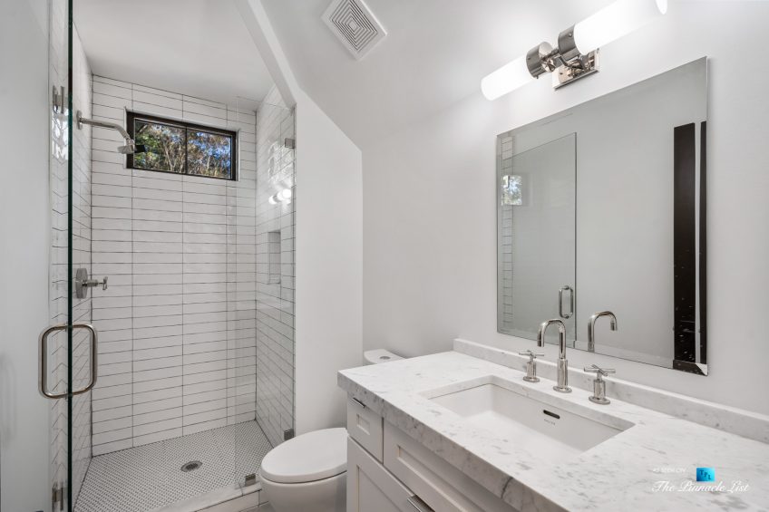 447 Valley Rd NW, Atlanta, GA, USA - Washroom and Shower - Luxury Real Estate - Tuxedo Park Home