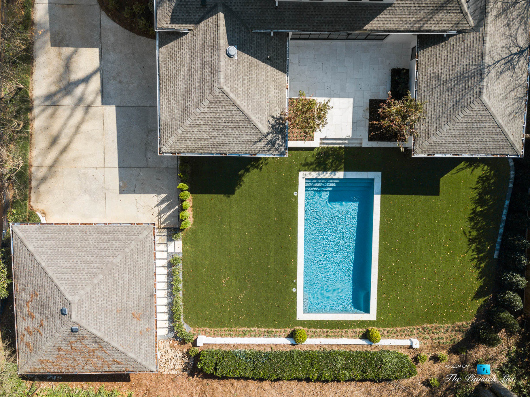 447 Valley Rd NW, Atlanta, GA, USA – Drone Overhead View Backyard Pool – Luxury Real Estate – Tuxedo Park Home