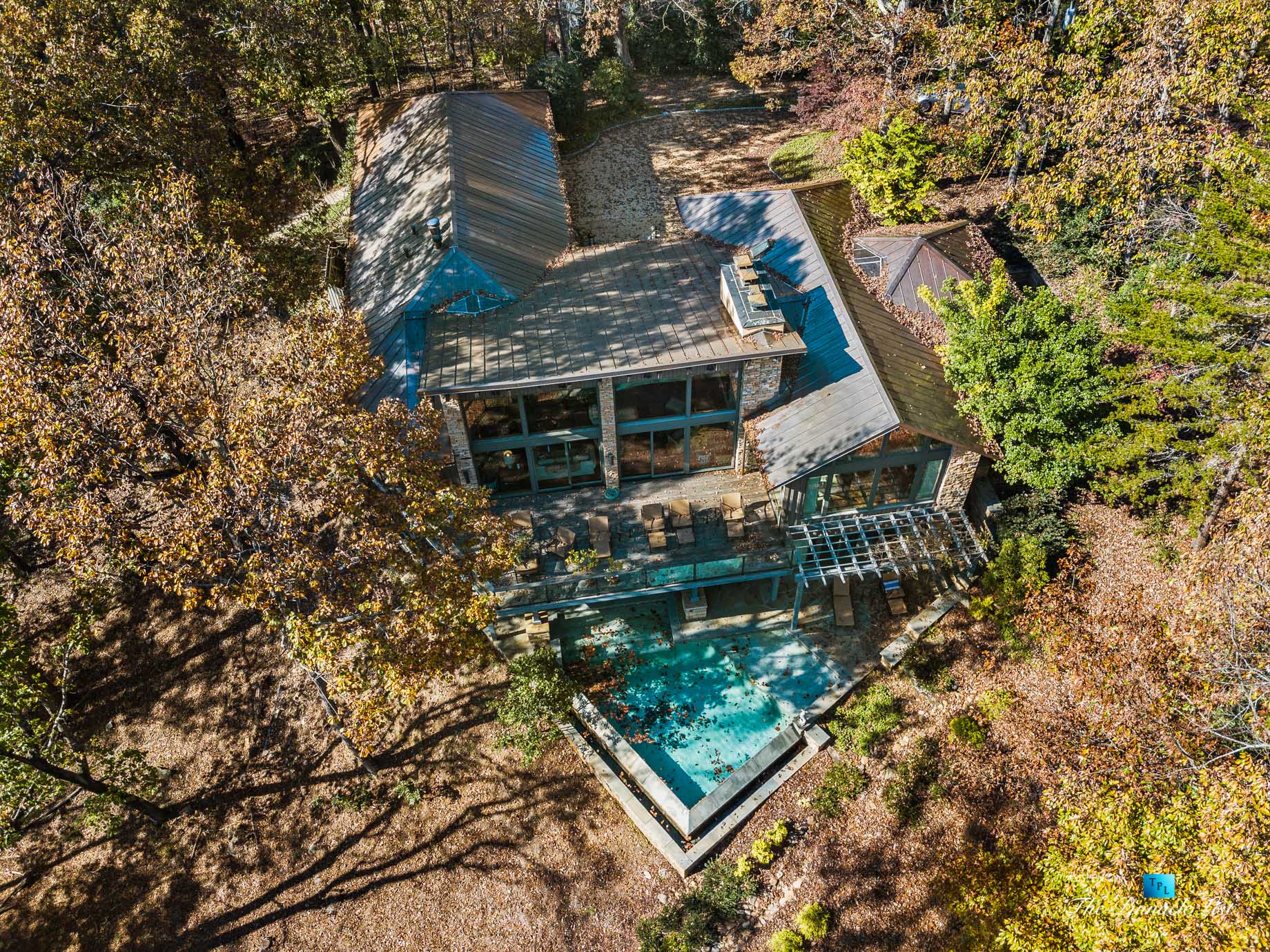 7860 Chestnut Hill Rd, Cumming, GA, USA - Drone Aerial Pool View - Luxury Real Estate - Lake Lanier Mid-Century Modern Stone Home