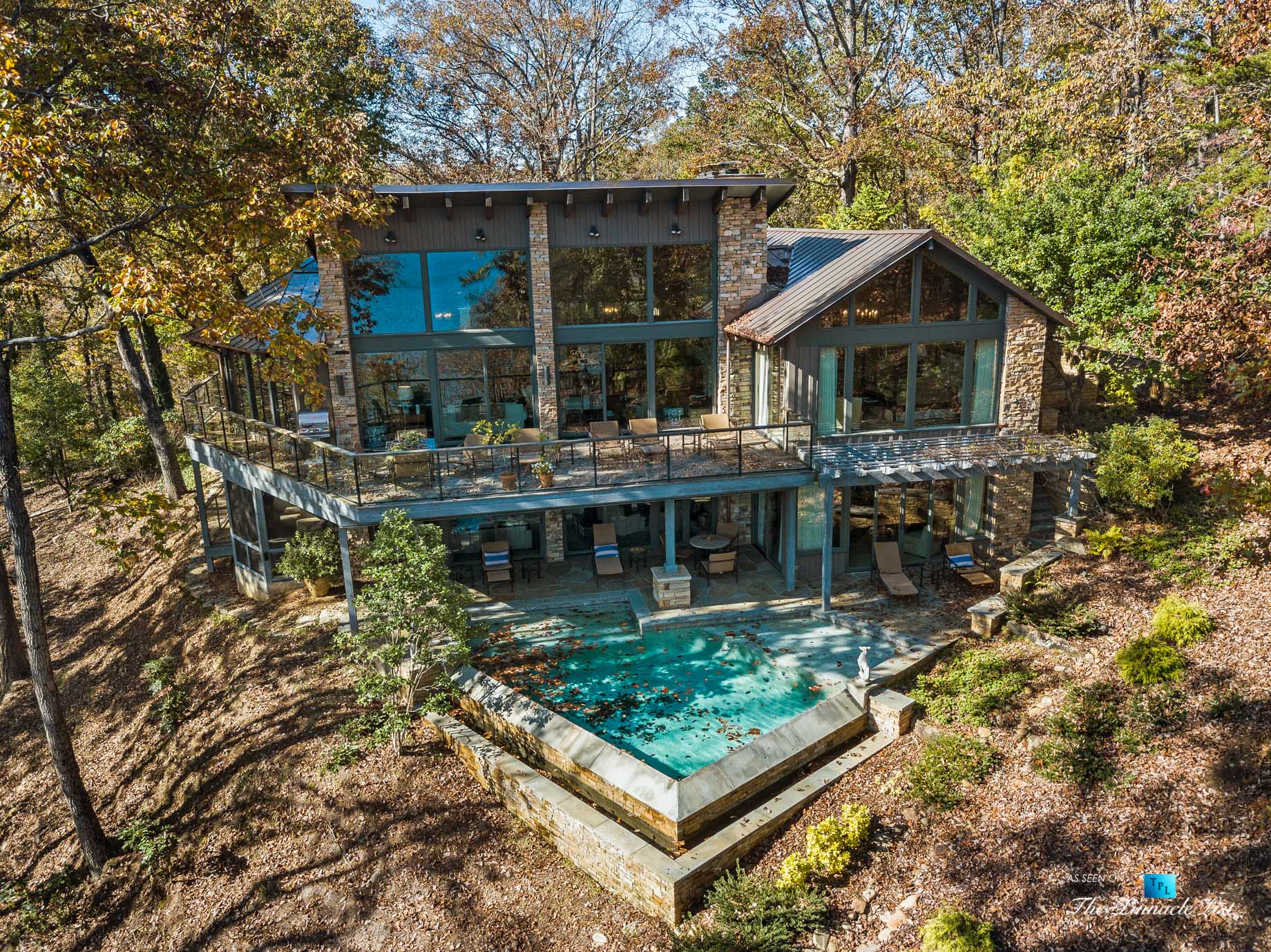 7860 Chestnut Hill Rd, Cumming, GA, USA – Drone Aerial Pool View – Luxury Real Estate – Lake Lanier Mid-Century Modern Stone Home
