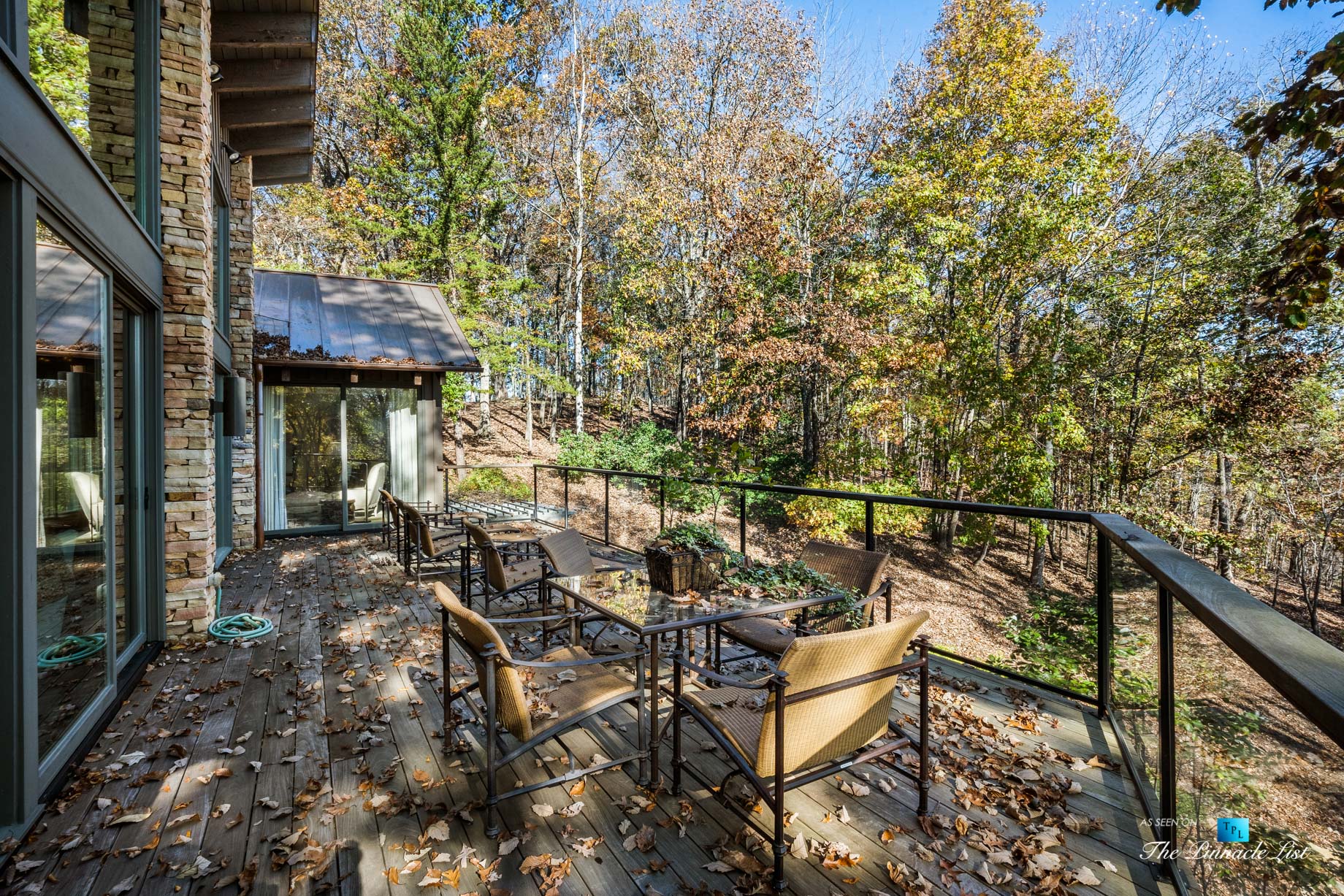 7860 Chestnut Hill Rd, Cumming, GA, USA – Deck Lake View – Luxury Real Estate – Lake Lanier Mid-Century Modern Stone Home