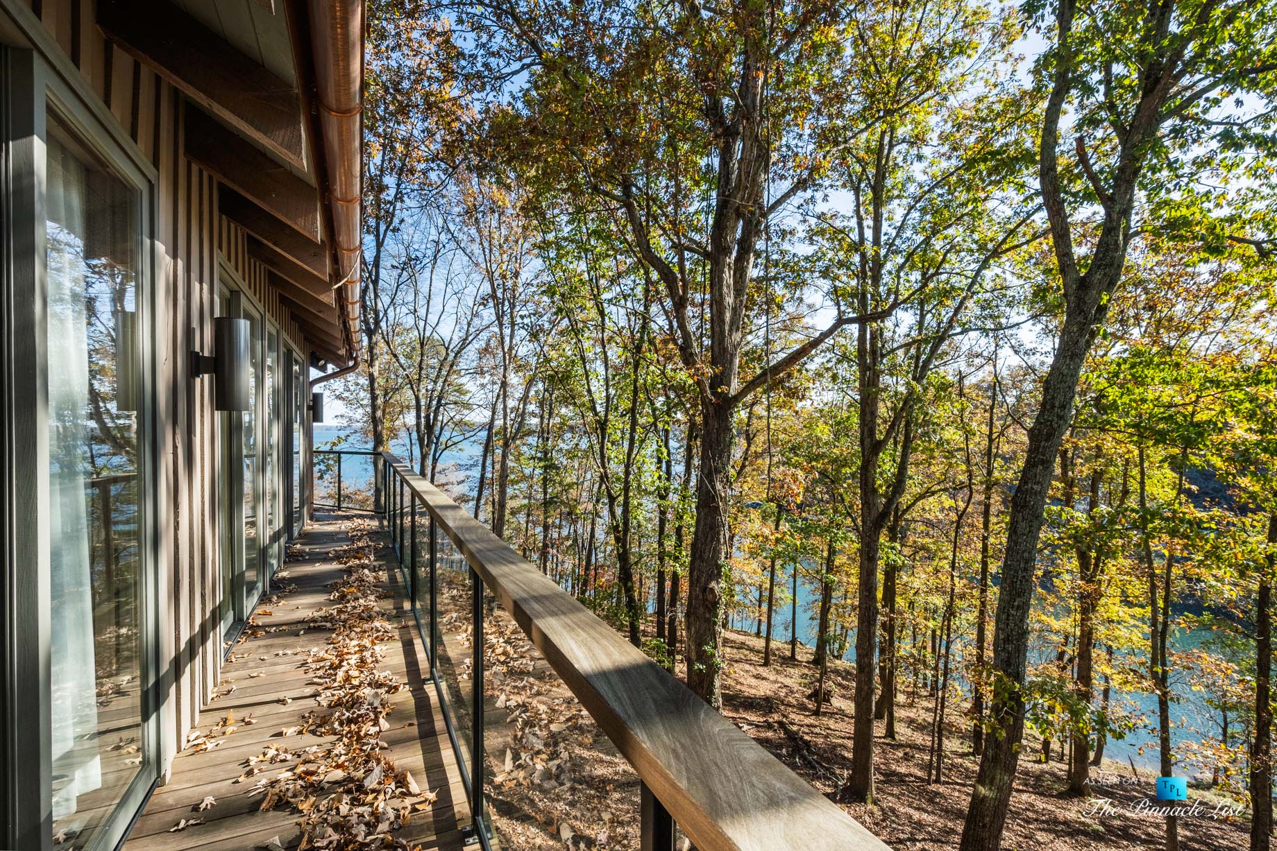 7860 Chestnut Hill Rd, Cumming, GA, USA - Deck Lake View - Luxury Real Estate - Lake Lanier Mid-Century Modern Stone Home