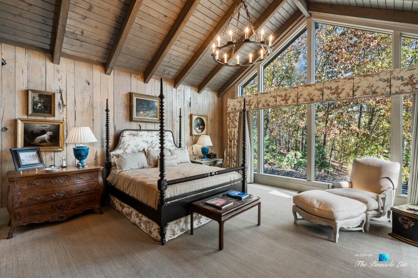 7860 Chestnut Hill Rd, Cumming, GA, USA - Master Bedroom - Luxury Real Estate - Lake Lanier Mid-Century Modern Stone Home