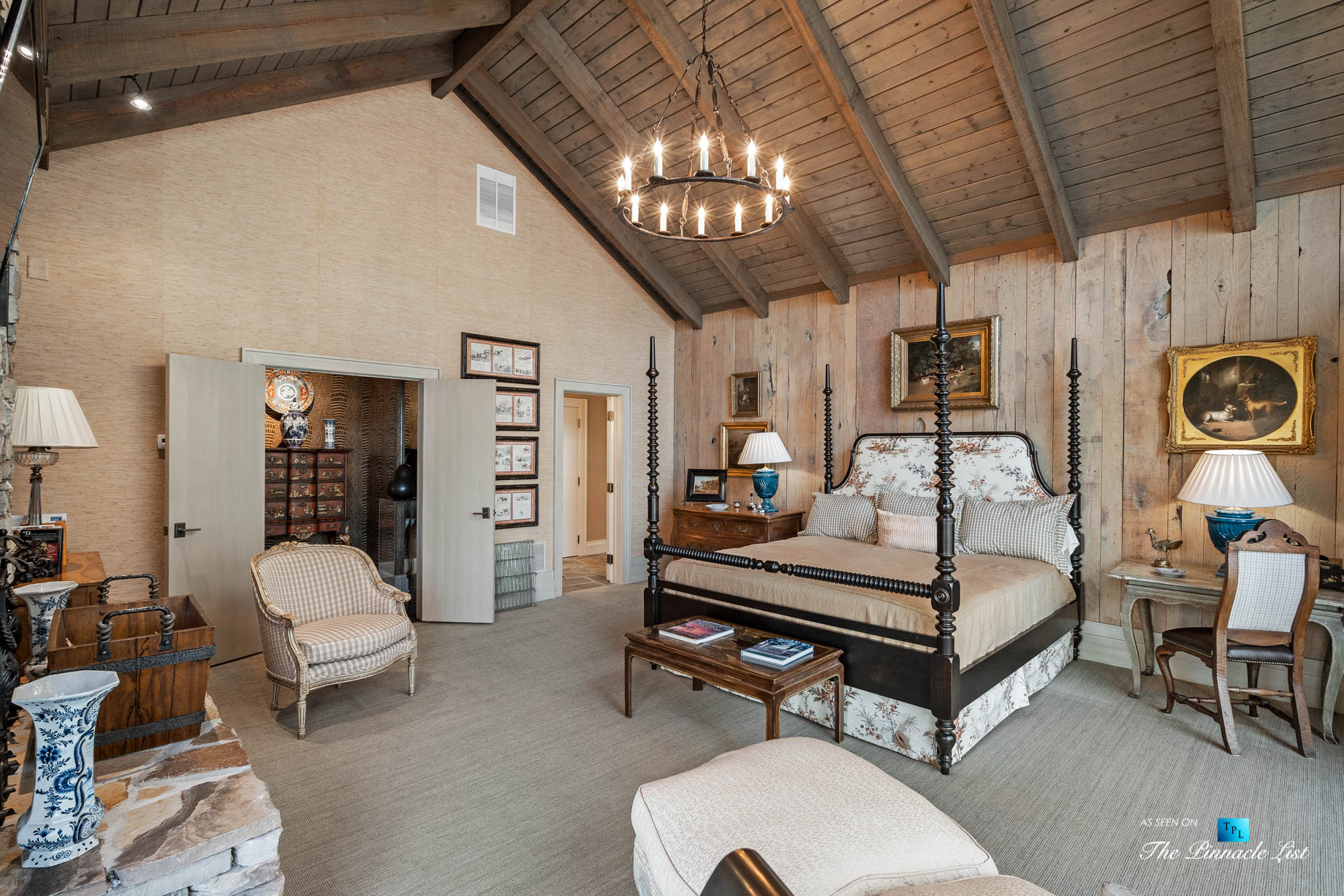 7860 Chestnut Hill Rd, Cumming, GA, USA – Master Bedroom – Luxury Real Estate – Lake Lanier Mid-Century Modern Stone Home