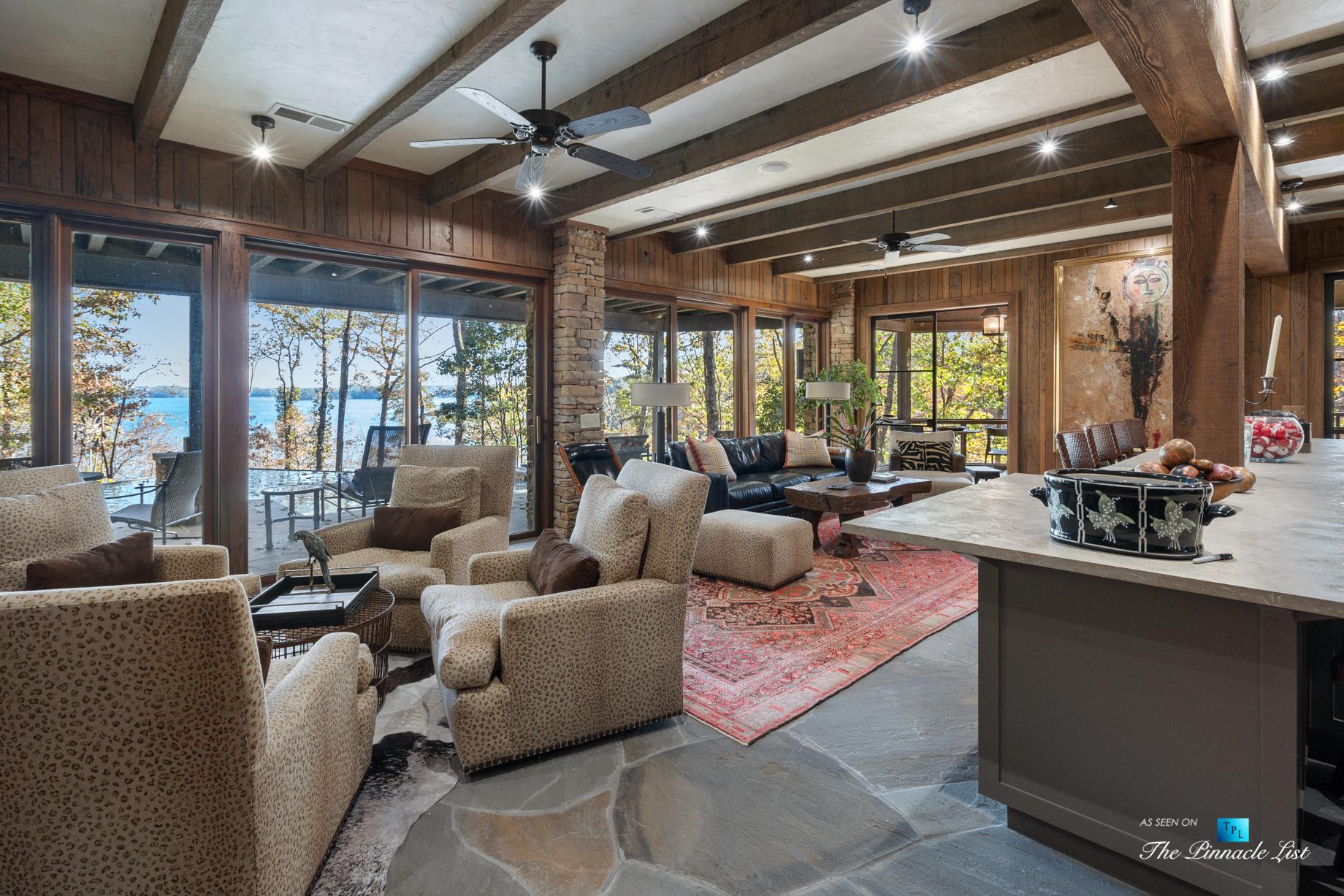 7860 Chestnut Hill Rd, Cumming, GA, USA – Recreation Room and Bar – Luxury Real Estate – Lake Lanier Mid-Century Modern Stone Home