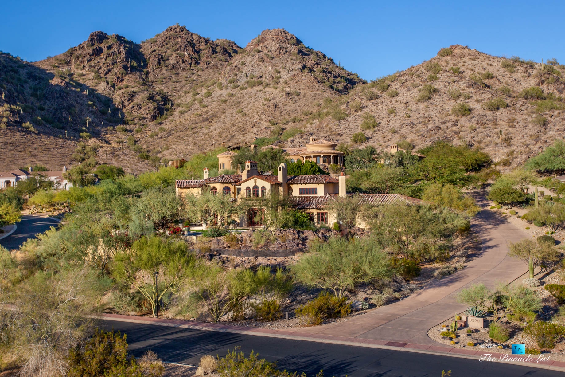 6539 N 31st Pl, Phoenix, AZ, USA – Exterior Drone View – Luxury Real Estate – Biltmore Mountain Estates – Spanish Colonial Home