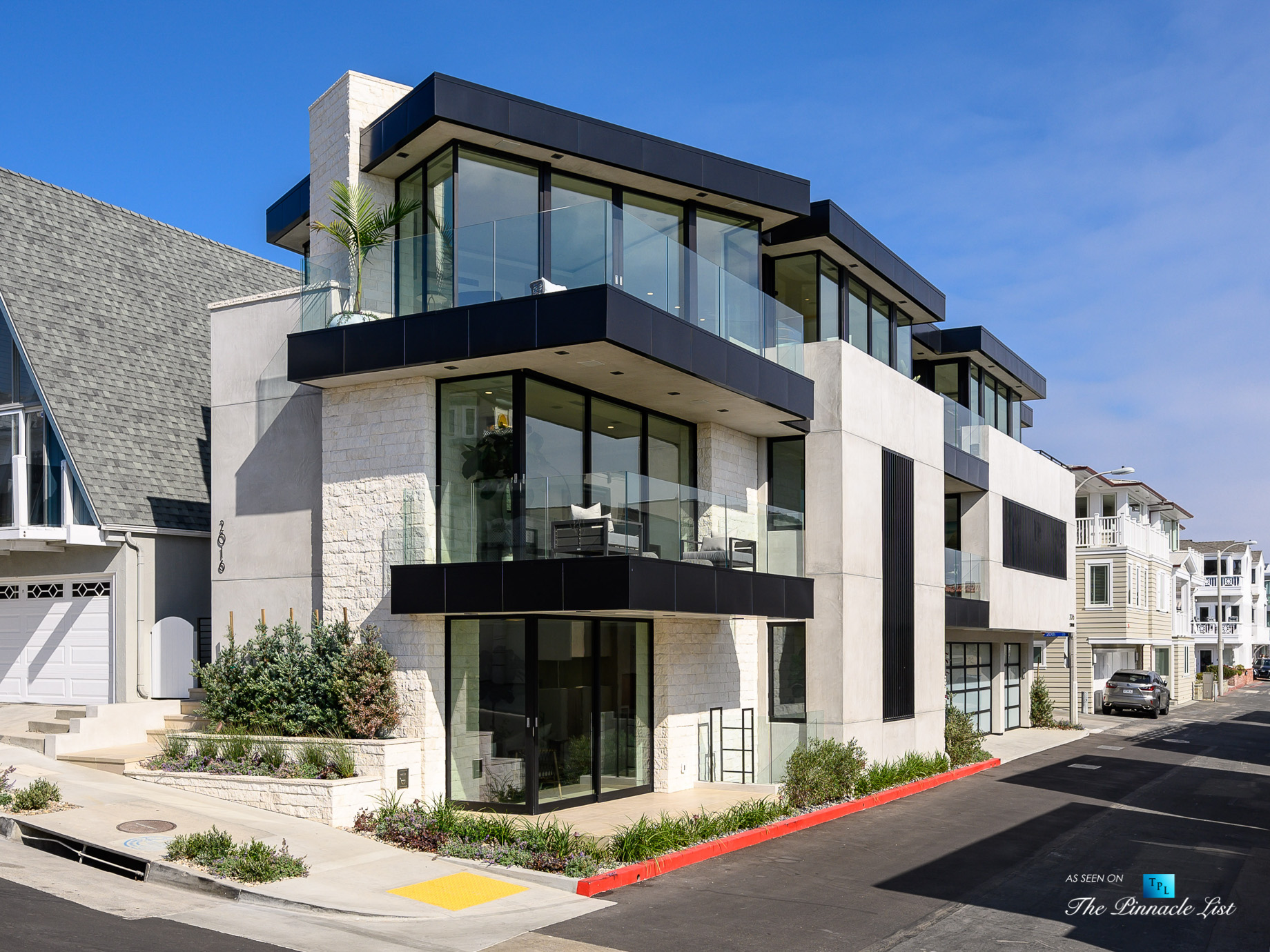 2016 Ocean Dr, Manhattan Beach, CA, USA – Exterior – Luxury Real Estate – Modern Ocean View Home