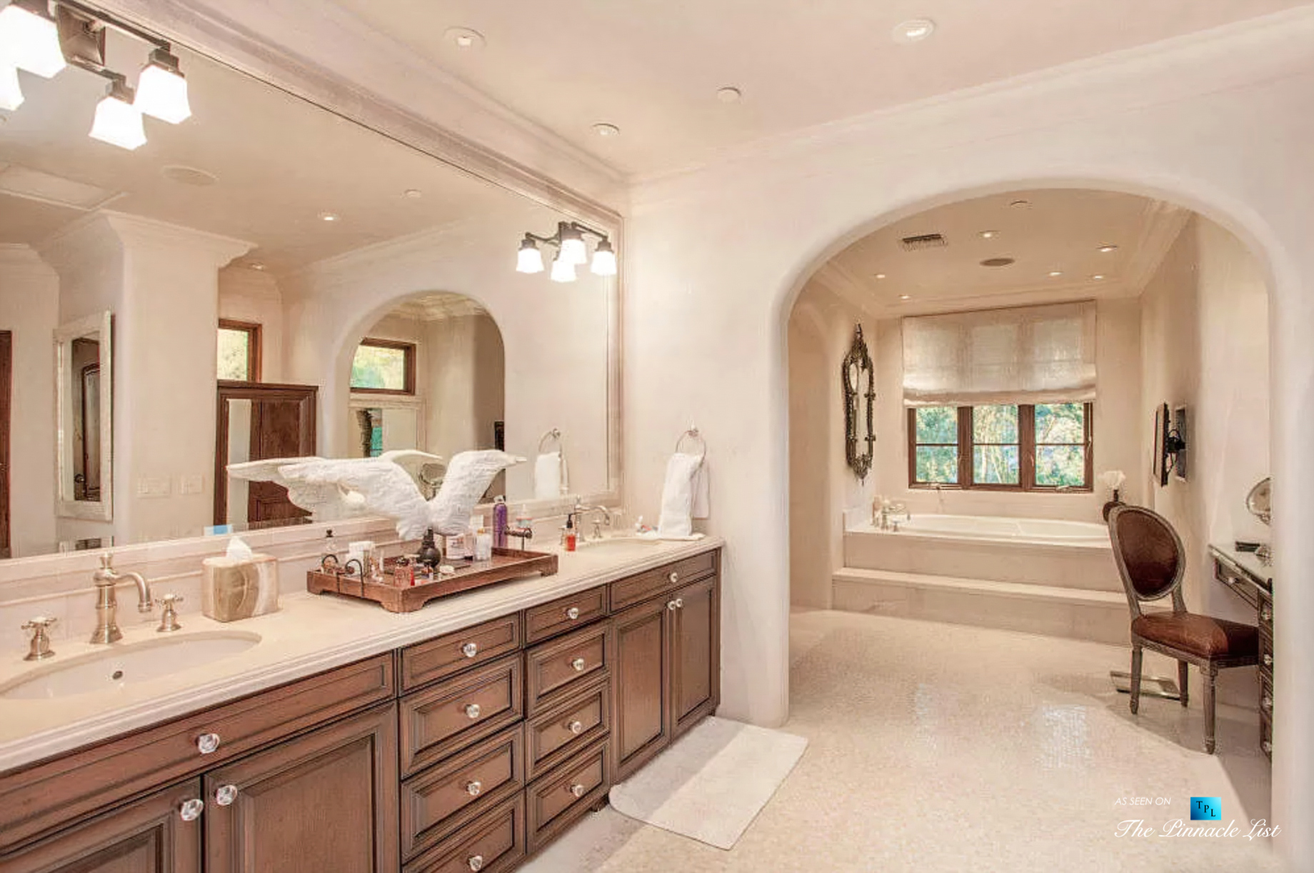 6539 N 31st Pl, Phoenix, AZ, USA – Master Bathroom – Luxury Real Estate – Biltmore Mountain Estates – Spanish Colonial Home