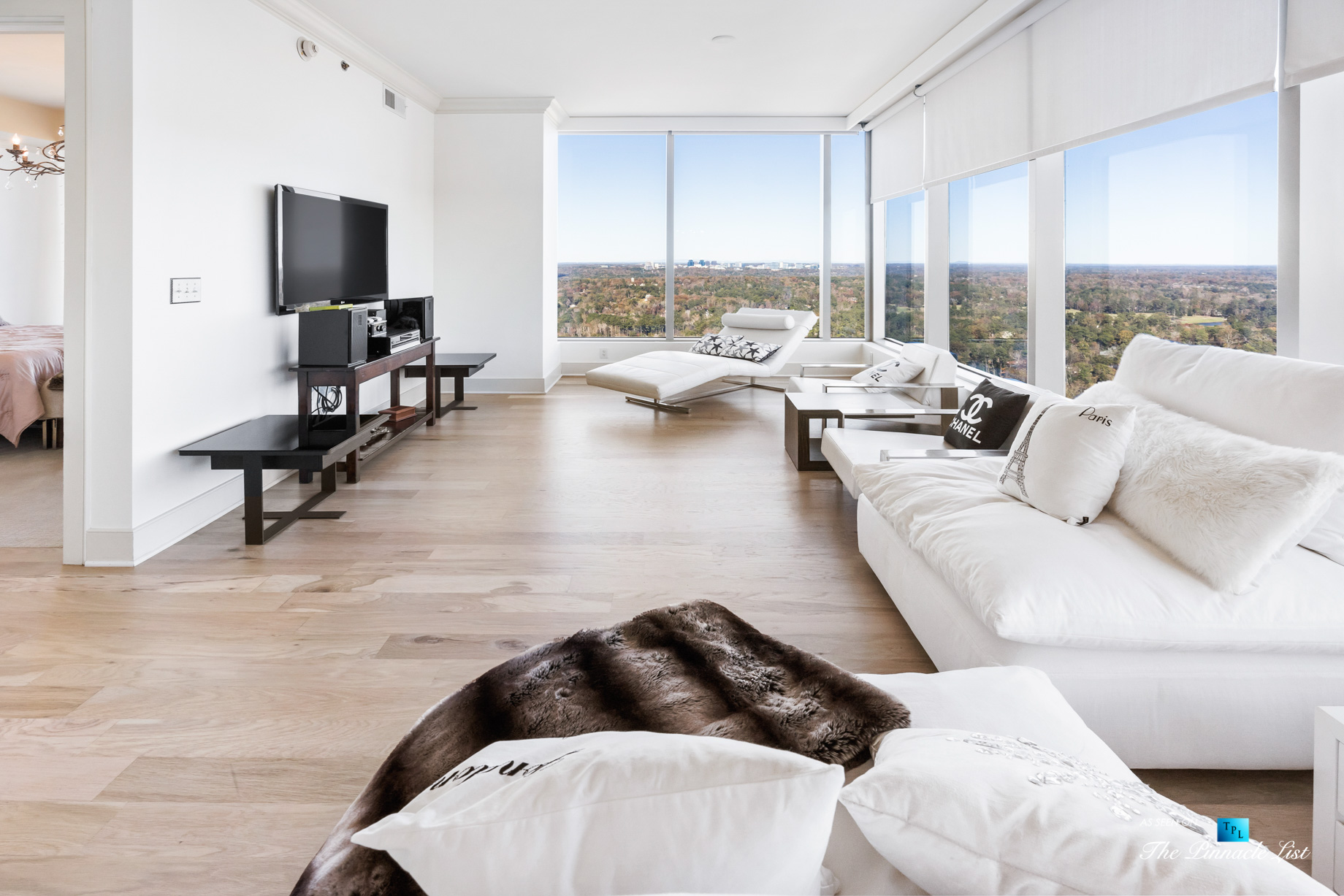 3630 Peachtree Rd NE, Unit 2808, Atlanta, GA, USA - Condo Living Room - Luxury Real Estate - The Ritz-Carlton Residences Buckhead