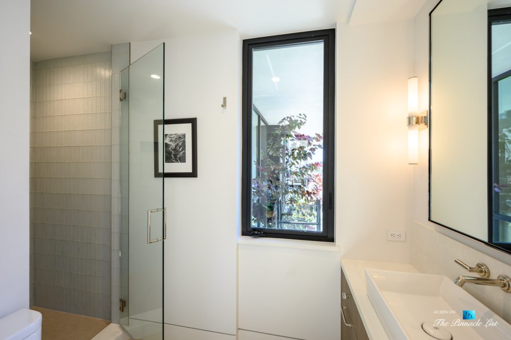 2016 Ocean Dr, Manhattan Beach, CA, USA - Bathroom - Luxury Real Estate - Modern Ocean View Home