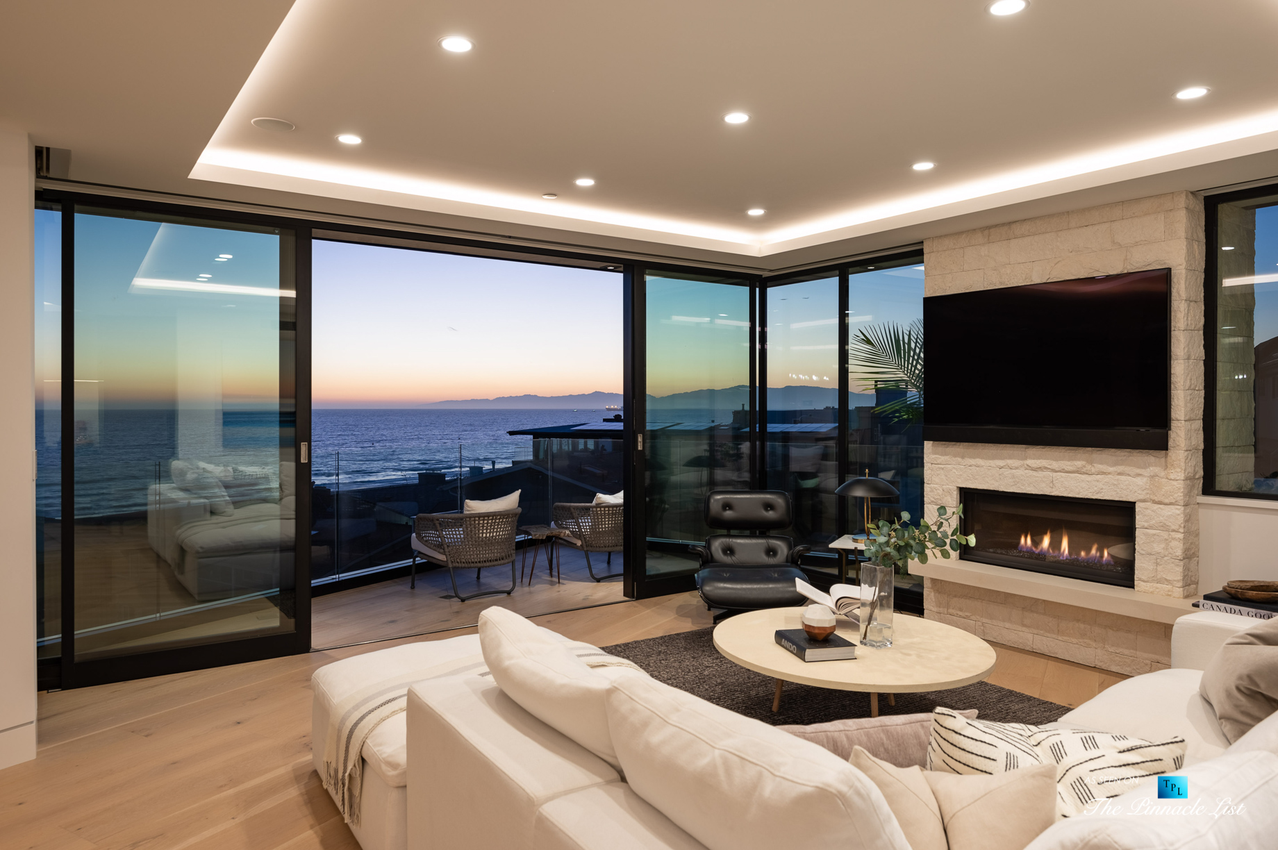 2016 Ocean Dr, Manhattan Beach, CA, USA - Master Bedroom Sunset - Luxury Real Estate - Modern Ocean View Home