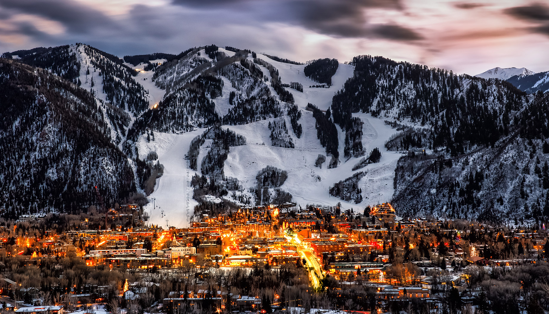 Aspen, Colorado, USA - 4 Luxury Holiday Destinations to Choose as a Second Home