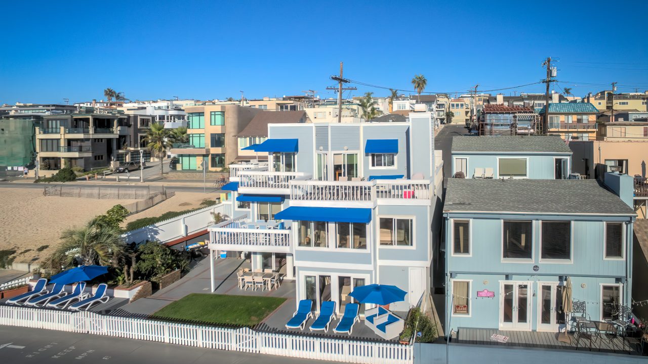 3500 The Strand, Hermosa Beach, CA, USA – Beachfront Luxury Real Estate – Original 90210 Beach House