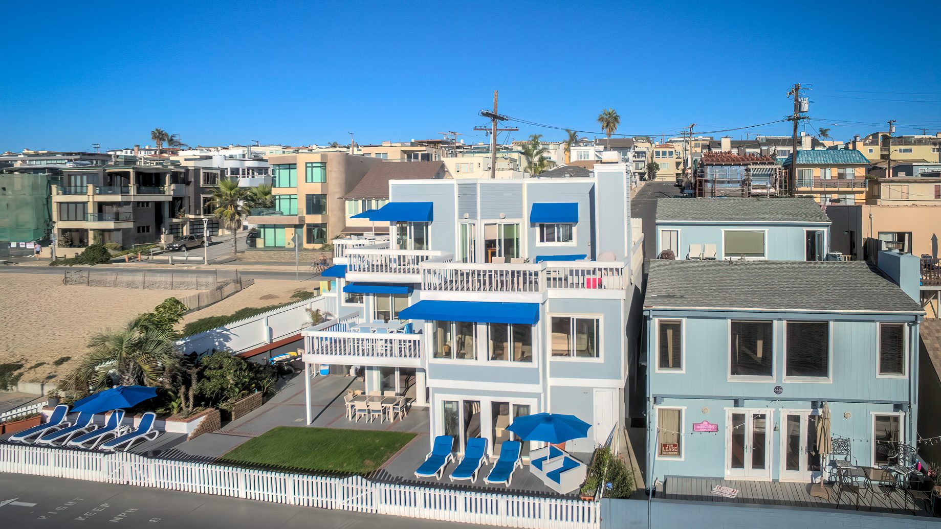 3500 The Strand, Hermosa Beach, CA, USA 🇺🇸 – Bryn Stroyke