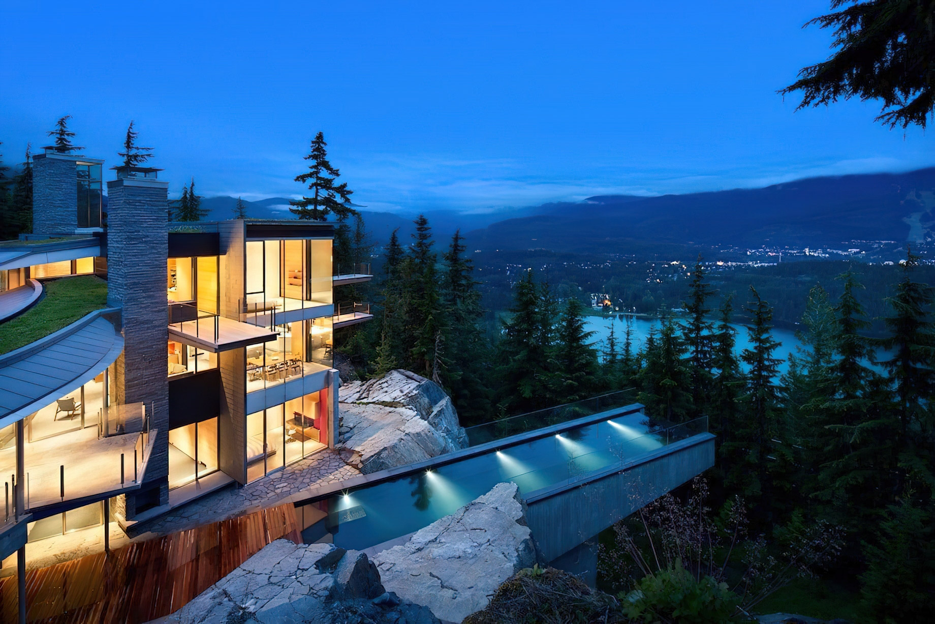 Amanderu Estate Luxury Ski Chalet - Stonebridge Dr, Whistler, BC, Canada