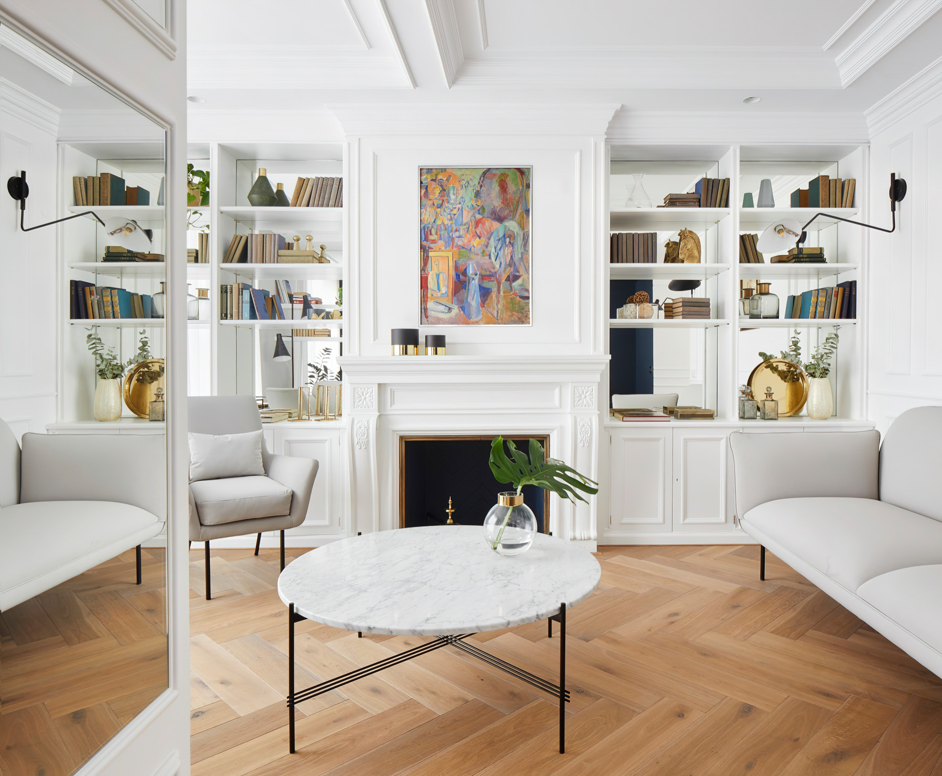 Carrer Arago Apartment Interior Barcelona, Spain - Miriam Barrio