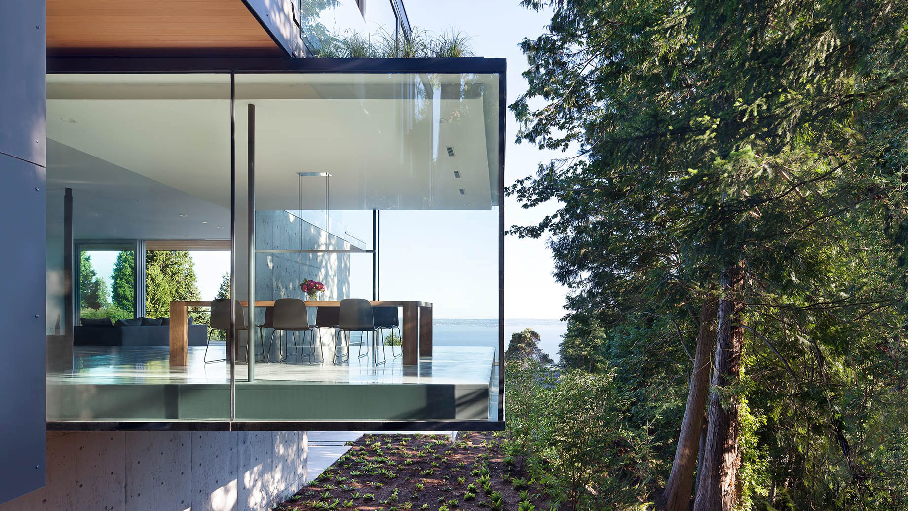 Russet Residence Modern Luxury – Russet Pl, West Vancouver, BC, Canada 🇨🇦