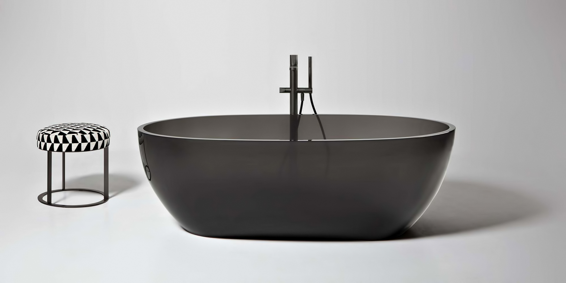 Transparent REFLEX Cristalmood Resin Luxury Bathtub by AL Studio – Fume