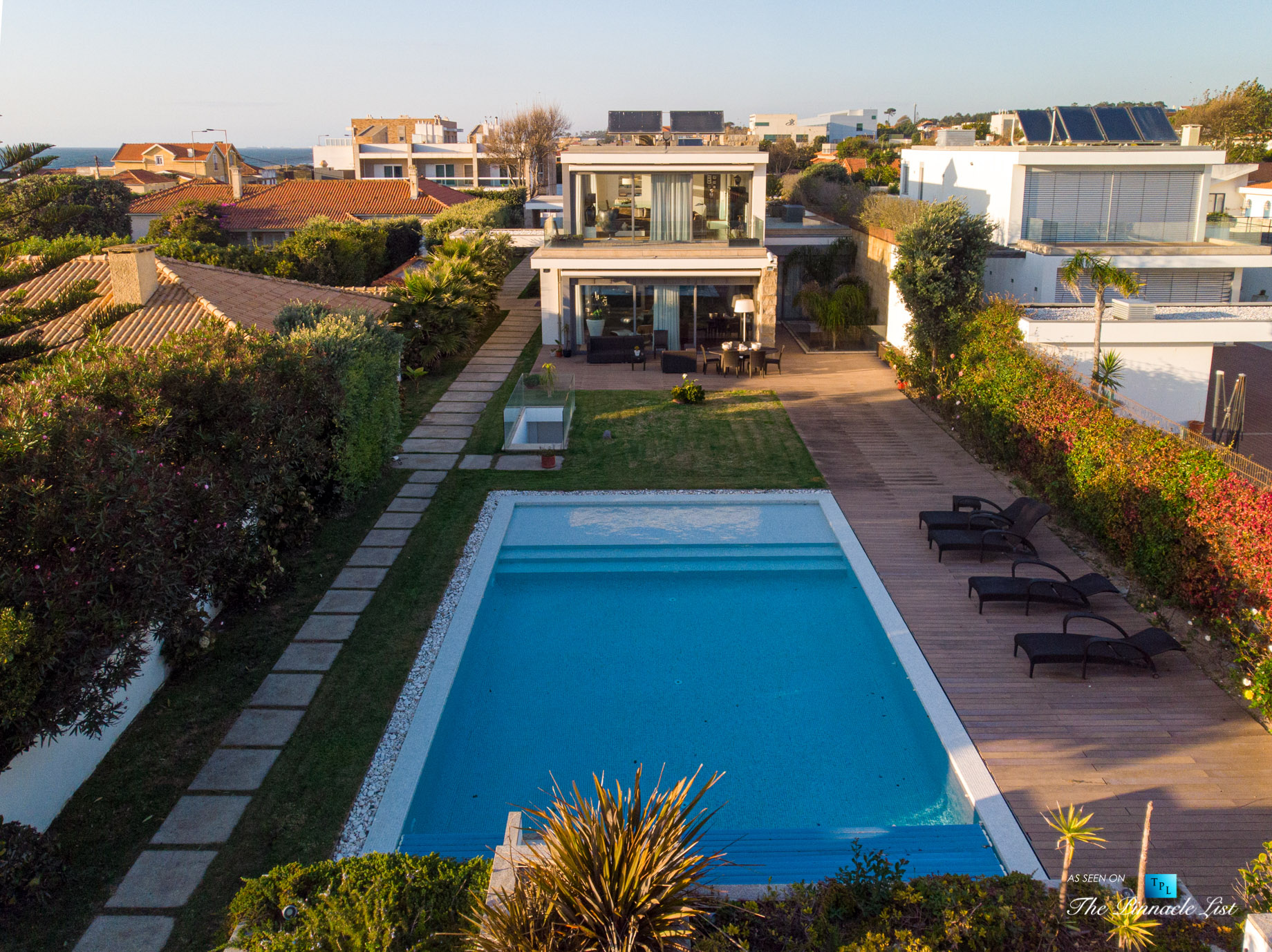 Francelos Beach Luxury T5 Villa - Porto, Portugal - Outdoor Pool - Luxury Real Estate – Modern Home