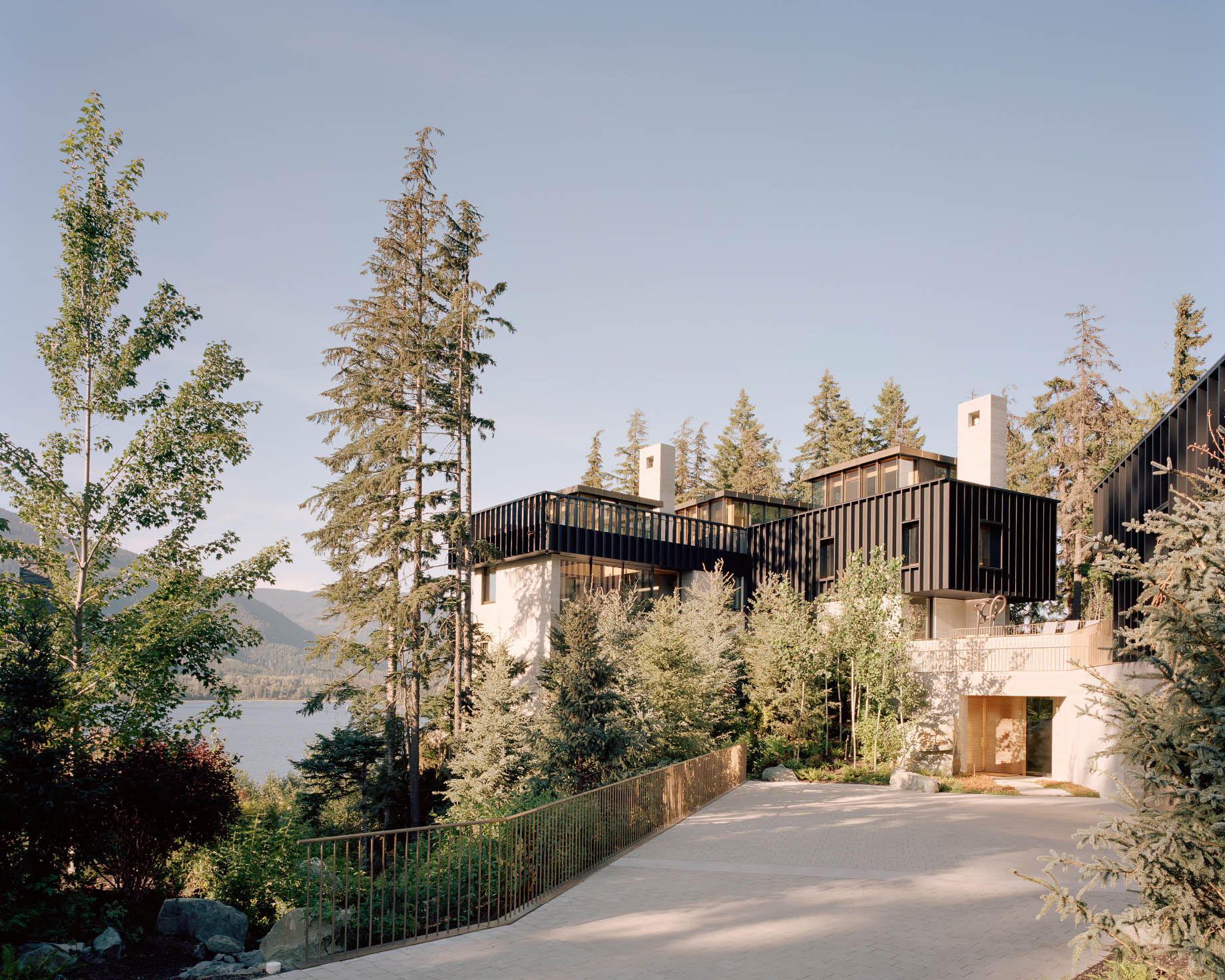 The Rock Luxury Estate Residence – Hillcrest Lane, Whistler, BC, Canada