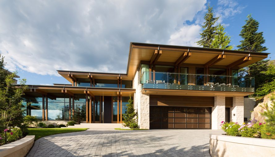 High Point Kadenwood Luxury Estate - High Point Dr, Whistler, BC, Canada