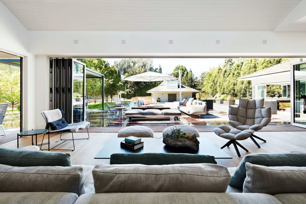 Balaclava Modern Farmhouse Southlands Estate – Vancouver, BC, Canada ...