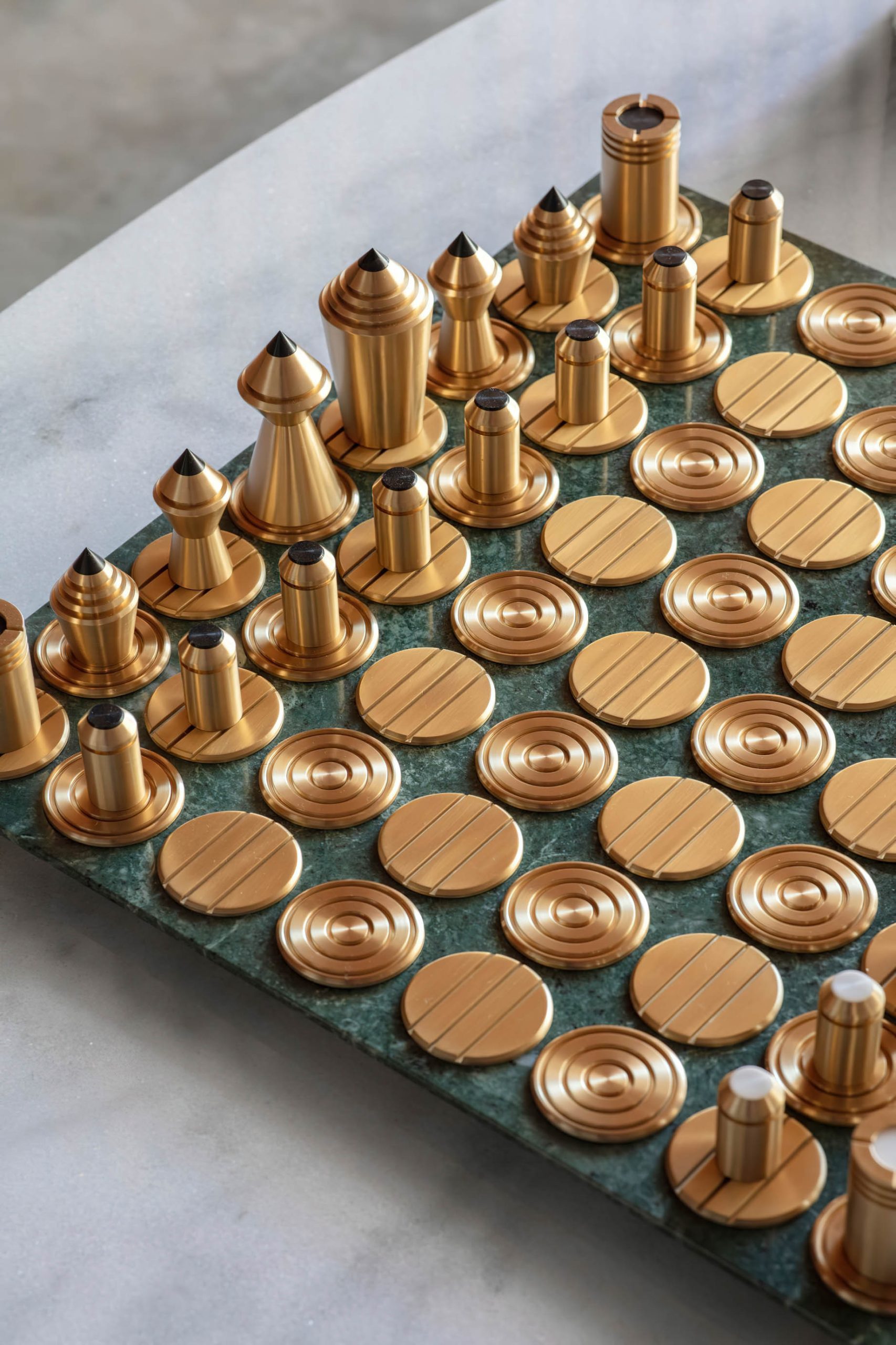 Chess & Draughts Luxury Designer Board Game Collection - Bert Frank - MAD QUEEN CHESS SET