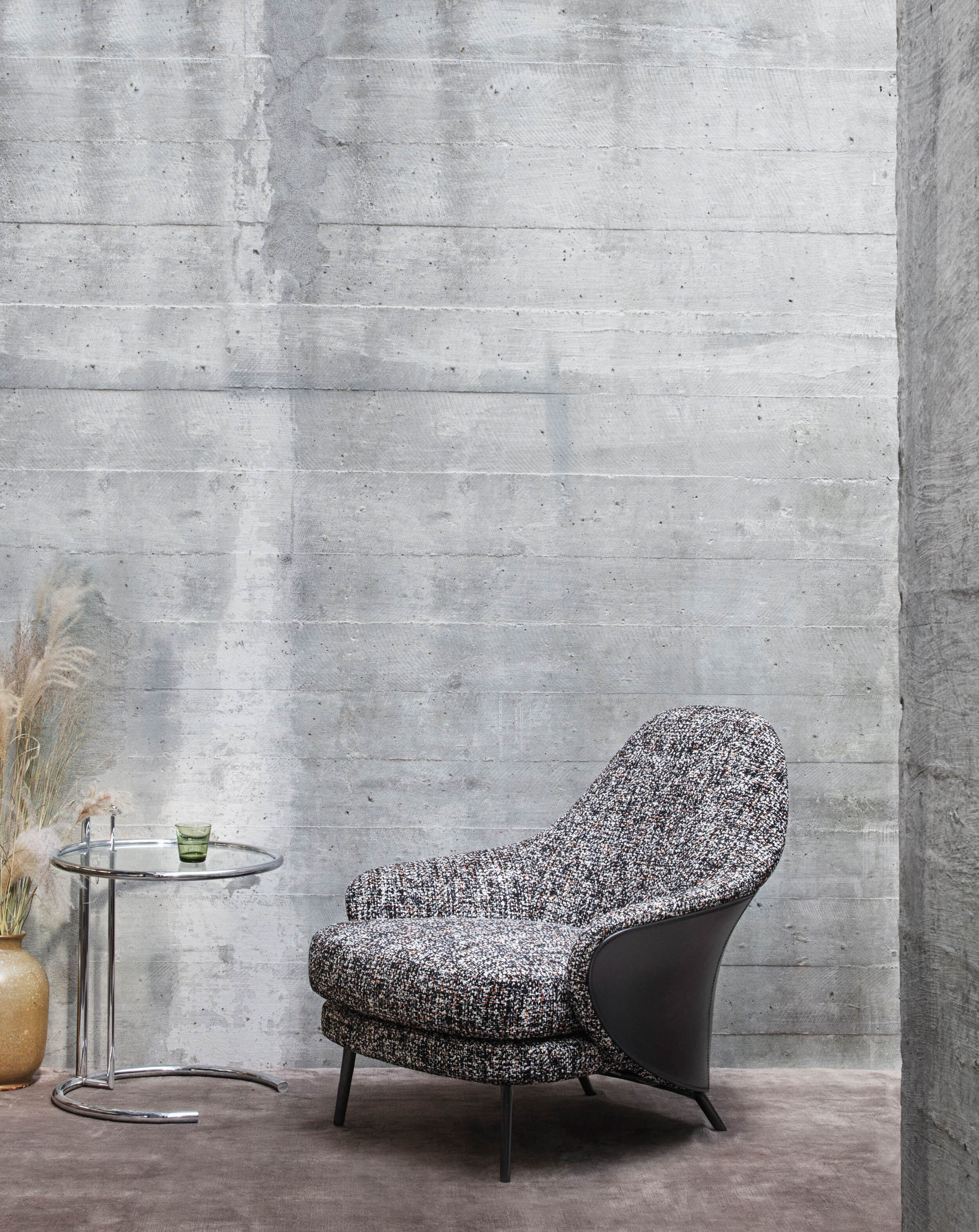 Angie Armchair Collection a Sculptural Gesture by Minotti, Italy – GamFratesi