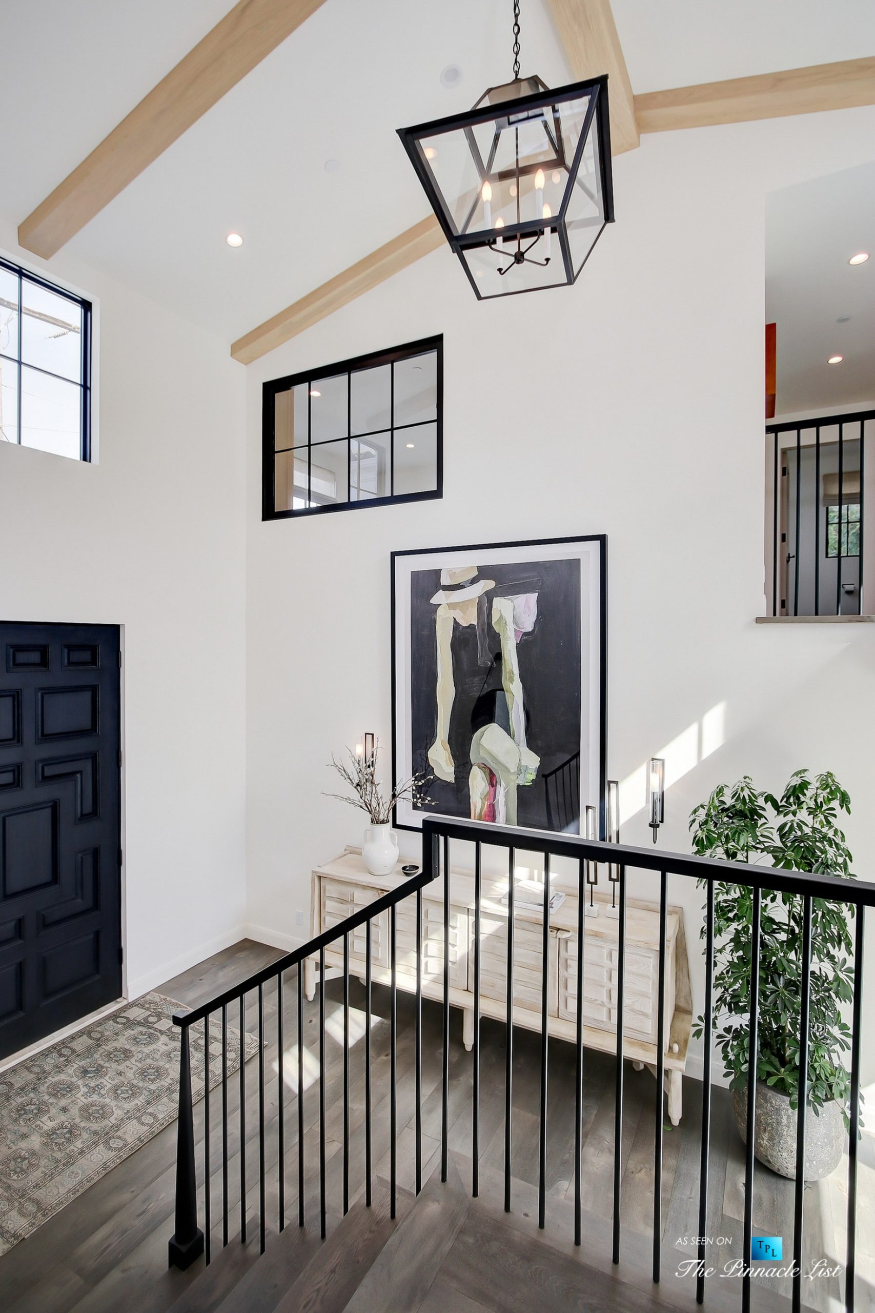 825 Highview Ave, Manhattan Beach, CA, USA – Interior Foyer Door – Luxury Real Estate – Modern Spanish Home