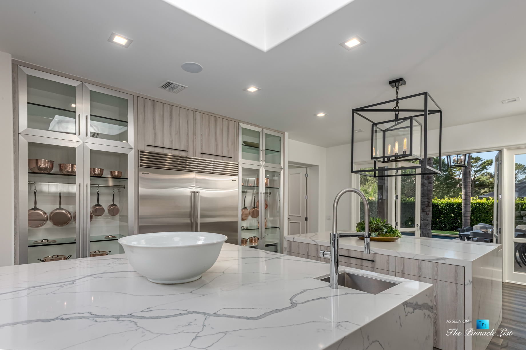 2720 Ellison Dr, Beverly Hills, CA, USA - Kitchen Island - Luxury Real Estate - Italian Villa Hilltop Home