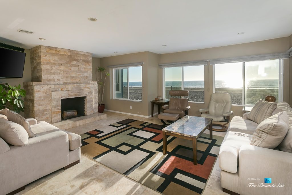 3500 The Strand, Hermosa Beach, CA, USA Front Yard Luxury Real