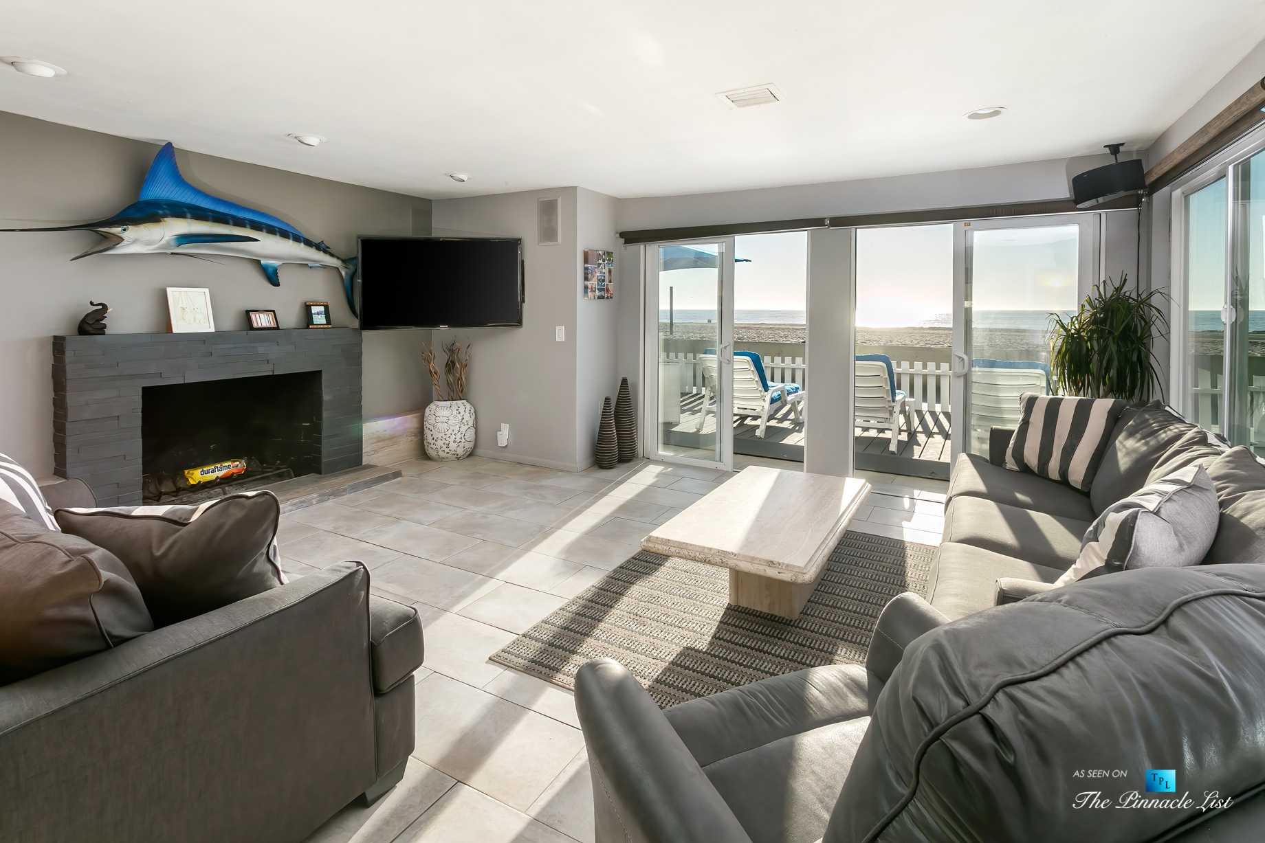 3500 The Strand, Hermosa Beach, CA, USA – Living Room – Luxury Real Estate – Original 90210 Beach House – Oceanfront Home