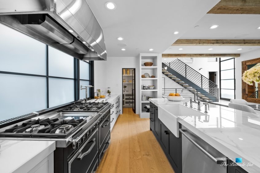 508 The Strand, Manhattan Beach, CA, USA - Kitchen Gas Stoves - Luxury Real Estate - Oceanfront Home